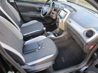 Toyota Aygo Cabrio Navi Airco picture 11