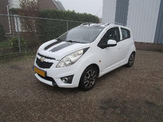 Coche accidentado Chevrolet Spark 1.0 Bi-Fuel Airco 2011/9
