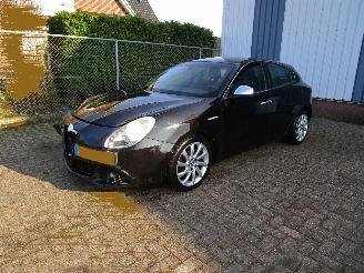 Auto incidentate Alfa Romeo Giulietta 1.6 JTD M Clima Radio/CD 6-Bak 2010/6