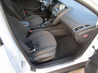 Ford Focus 1.0 Navi Clima picture 11