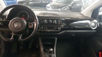 Volkswagen Up! 1.0 12V BENZ 60 PK 5 DRS... picture 9