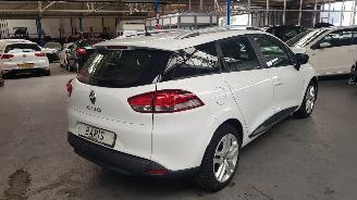 Renault Clio 0.9 ENERGY TCE 90 12V COMBI/0 4DRS BENZ  898CC 66KW 90PK picture 4