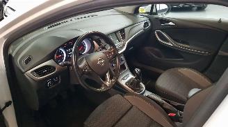 Opel Astra 1.2 TURBO 12V COMBI/O  BENZ 1.199CC 81KW 110PK picture 9