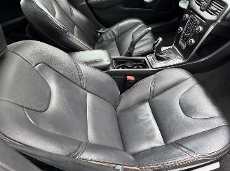 Volvo V-40 CROSS COUNTRY 1.5 T3 AUTOMAAT BJ 2019 picture 12
