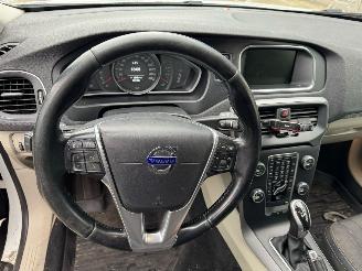 Volvo V-40 Cross Country 1.6 D2 AUTOMAAT Kinetic BJ 2013 281.385 KM picture 13