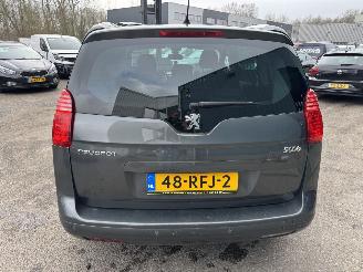 Peugeot 5008 1.6 THP 156 PK AUTOMAAT BJ 2011 picture 4