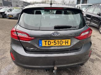 Ford Fiesta 1.1 TREND  5DRS AIRCO BJ 2018 picture 3