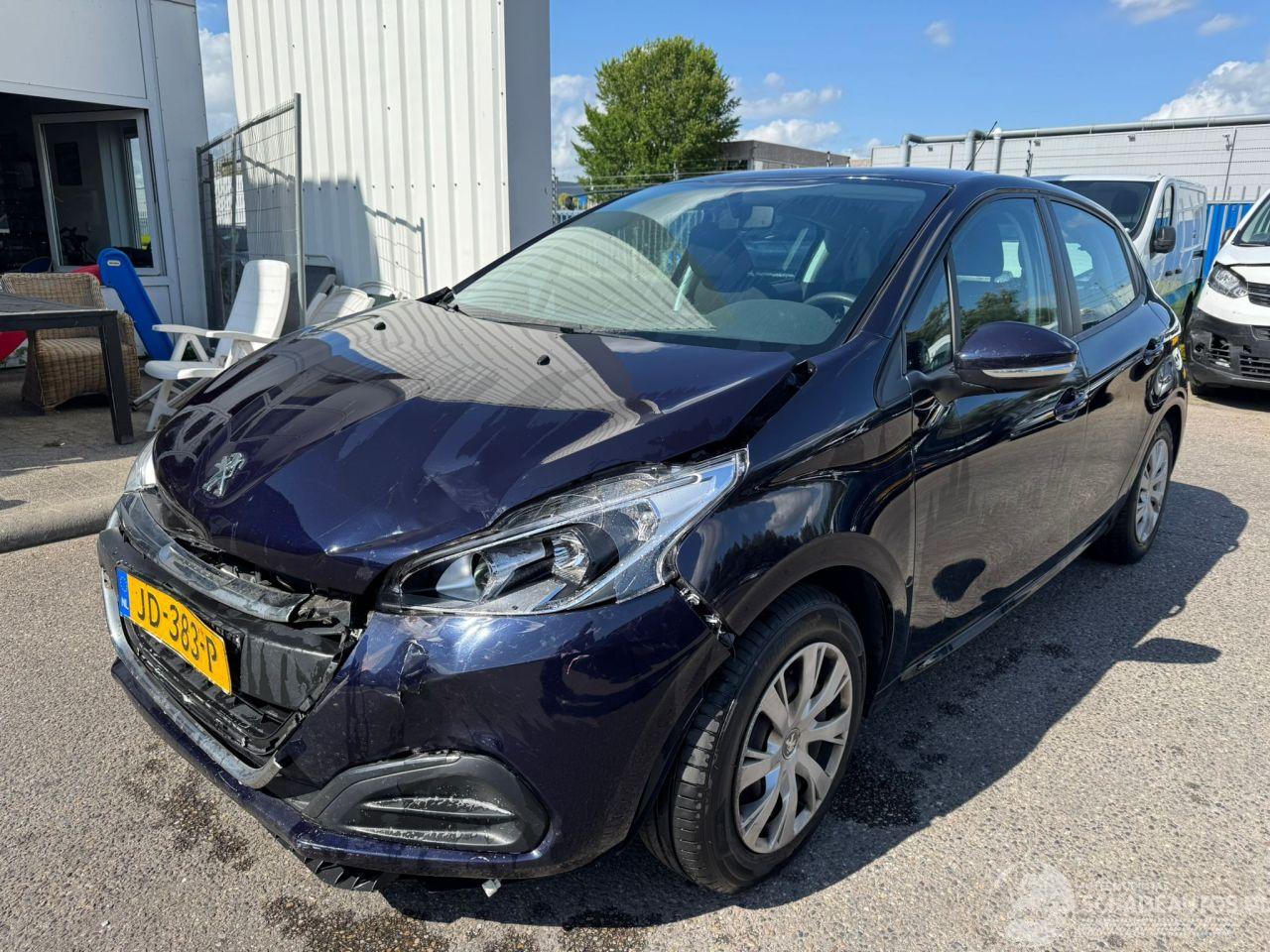 Peugeot 208 1.2 AUTOMAAT PureTech Active BJ 2016 111.109 KM