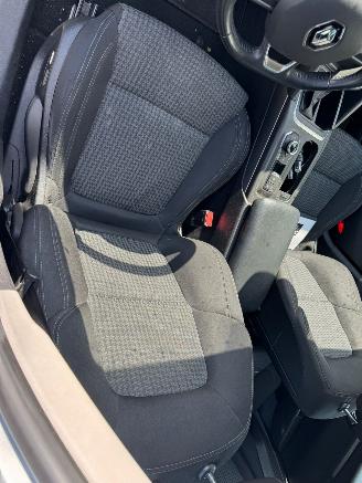 Renault Talisman Estate 1.6 TCe Zen AUTOMAAT picture 12