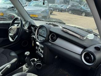 Mini Mini Clubman 1.6 Cooper Pepper picture 11