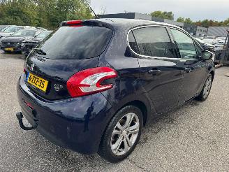 Peugeot 208 1.2 PureTech Allure BJ  2010 142.305 KM picture 5