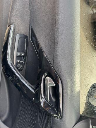 Peugeot 208 1.2 PureTech Allure BJ  2010 142.305 KM picture 11