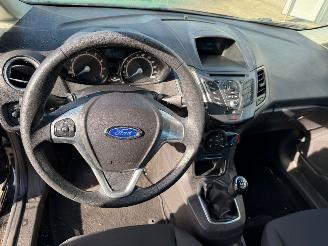 Ford Fiesta 1.0 Champion BJ 2013 57.764 KM picture 10