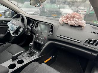 Renault Mégane 1.2 TCe Zen BJ 2016 120.000 KM picture 17