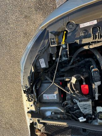 Peugeot e-208 EV Allure AUTOMAAT 50 kWh BJ 2020 90.569 KM picture 16