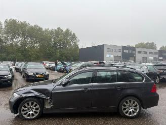 BMW 3-serie Touring 325i AUTOMAAT picture 2