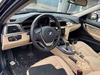 BMW 3-serie 318i Luxury Edition Automaat picture 11