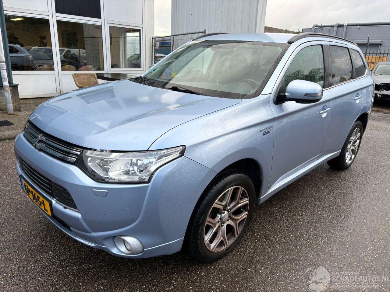 Mitsubishi Outlander 2.0 PHEV Business Edition AUTOMAAT