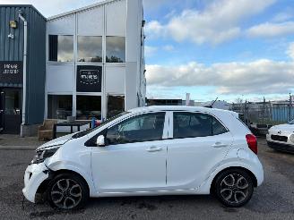Unfallwagen Kia Picanto 1.0 CVVT First Edition BJ 2017 140.559 KM 2017/7