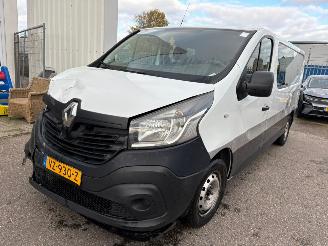 krockskadad bil bedrijf Renault Trafic 1.6 dCi T29 L2H1 DC Générique BJ 2016 308.889 KM 2016/10