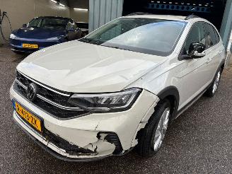 Vaurioauto  passenger cars Volkswagen Taigo 1.0 AUTOMAAT TSI Life BJ 2023 62.921 KM 2023/1