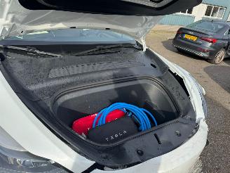 Tesla Model Y Long Range RWD 75 kWh picture 6