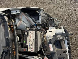 Schadeauto Peugeot 108 1.0 e-VTi Allure 2021/10