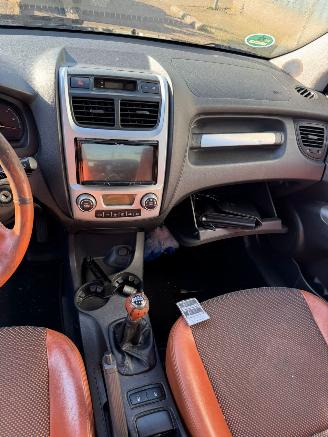 Kia Sportage 2.0 CVVT Fifteen picture 11