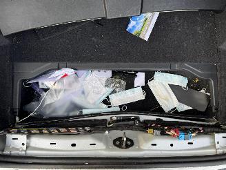 Porsche Taycan 4S Performance 84 kWh 360 KW 489 PK picture 9