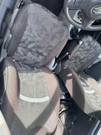 Suzuki Alto 1.0 Exclusive picture 17