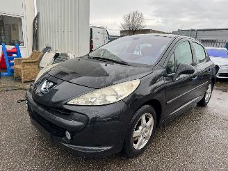 krockskadad bil auto Peugeot 207 1.4 VTi XS 2008/4