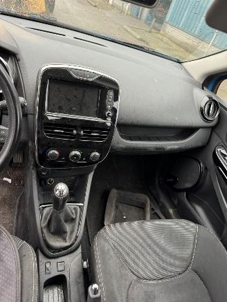 Renault Clio 1.5 dCi ECO Expression picture 12