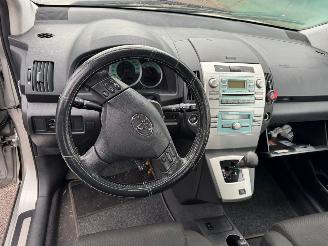 Toyota Verso .8 VVT-i Sol 7p. AUTOMAAT picture 9