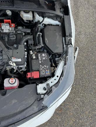 Toyota Corolla Touring AUTOMAAT Sports Hybrid 140 Active BJ 2023 81.292 KM picture 11