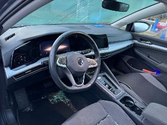 Volkswagen Golf 1.0 eTSI Life AUTOMAAT picture 11