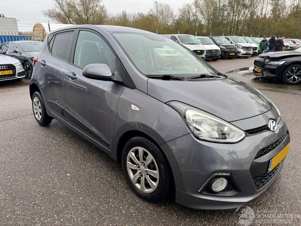 Hyundai I-10 1.0i i-Motion Go! 2016