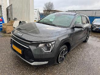 krockskadad bil auto Kia Niro 1.6 GDi Hybrid DynamicLine 2025/9