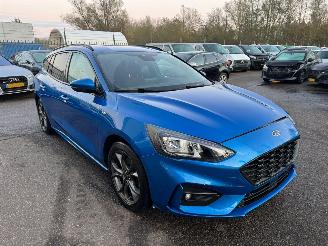 Ford Focus Wagon 1.0 EcoBoost ST Line Business picture 6