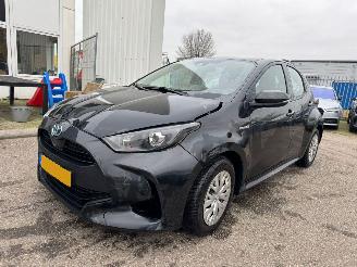 Coche accidentado Toyota Yaris 1.5 AUTOMAAT Hybrid Active BJ 2021 80.589 KM 2021/4