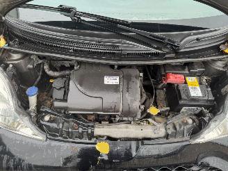 Peugeot 107 1.0-12V XR BJ 2010 147.936 KM picture 10