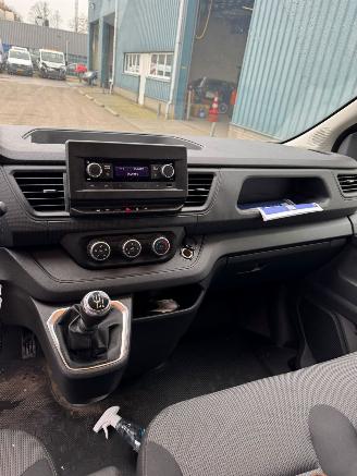 Renault Trafic 2.0 dCi 110 T30 L2H1 Work Edition BJ 2022 75.495 KM picture 13