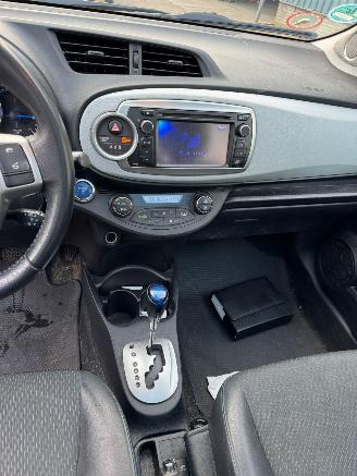 Toyota Yaris 1.5 Full Hybrid Dynamic AUTOMAAT picture 10