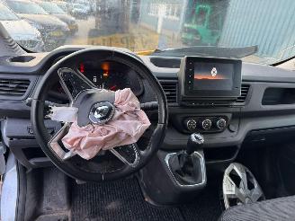 Renault Trafic 2.0 dCi 130 T27 L1H1 Work Edition picture 16