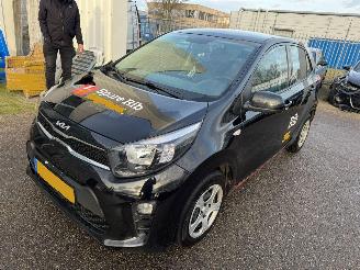 damaged passenger cars Kia Picanto 1.0 DPi ComfortLine 2023/7