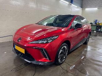 Vaurioauto  passenger cars MG MG4 Electric Luxury 64 kWh 2023/6