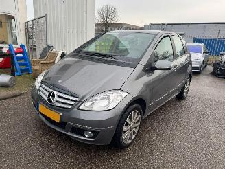 Vaurioauto  passenger cars Mercedes A-klasse 160 BlueEFFICIENCY Edition 125 Avantgarde 2012/3