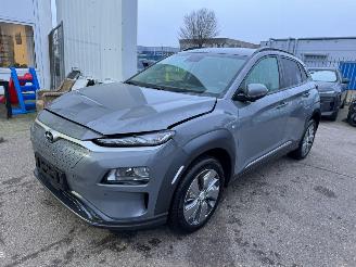 Schadeauto Hyundai Kona EV Fashion 64 kWh AUTOMAAT 2019/6
