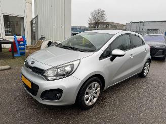 Vaurioauto  passenger cars Kia Rio 1.2 CVVT Plus Pack BJ 2012 201.167 KM 2012/6
