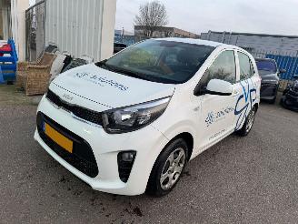 Schadeauto Kia Picanto 1.0 DPi ComfortLine 5p 2023/10