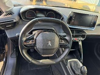 Peugeot 208 1.2 PureTech Active picture 10